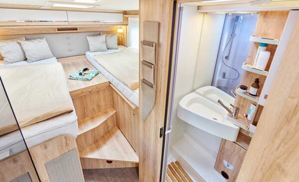 Integra Line 660 EB: großer Schlafkomfort auf kompakter Länge