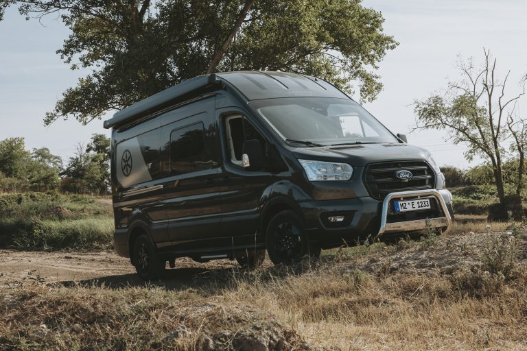 Dexter 570 AW von außen